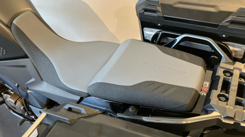 Suzuki V-Strom DL1050RJM3 (23MY)
